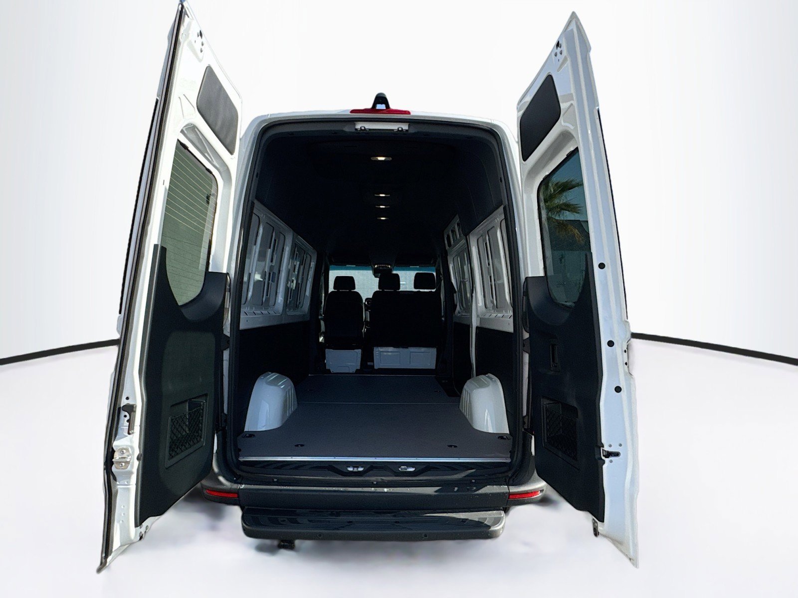 New 2024 Mercedes-Benz Sprinter 2500 image 23