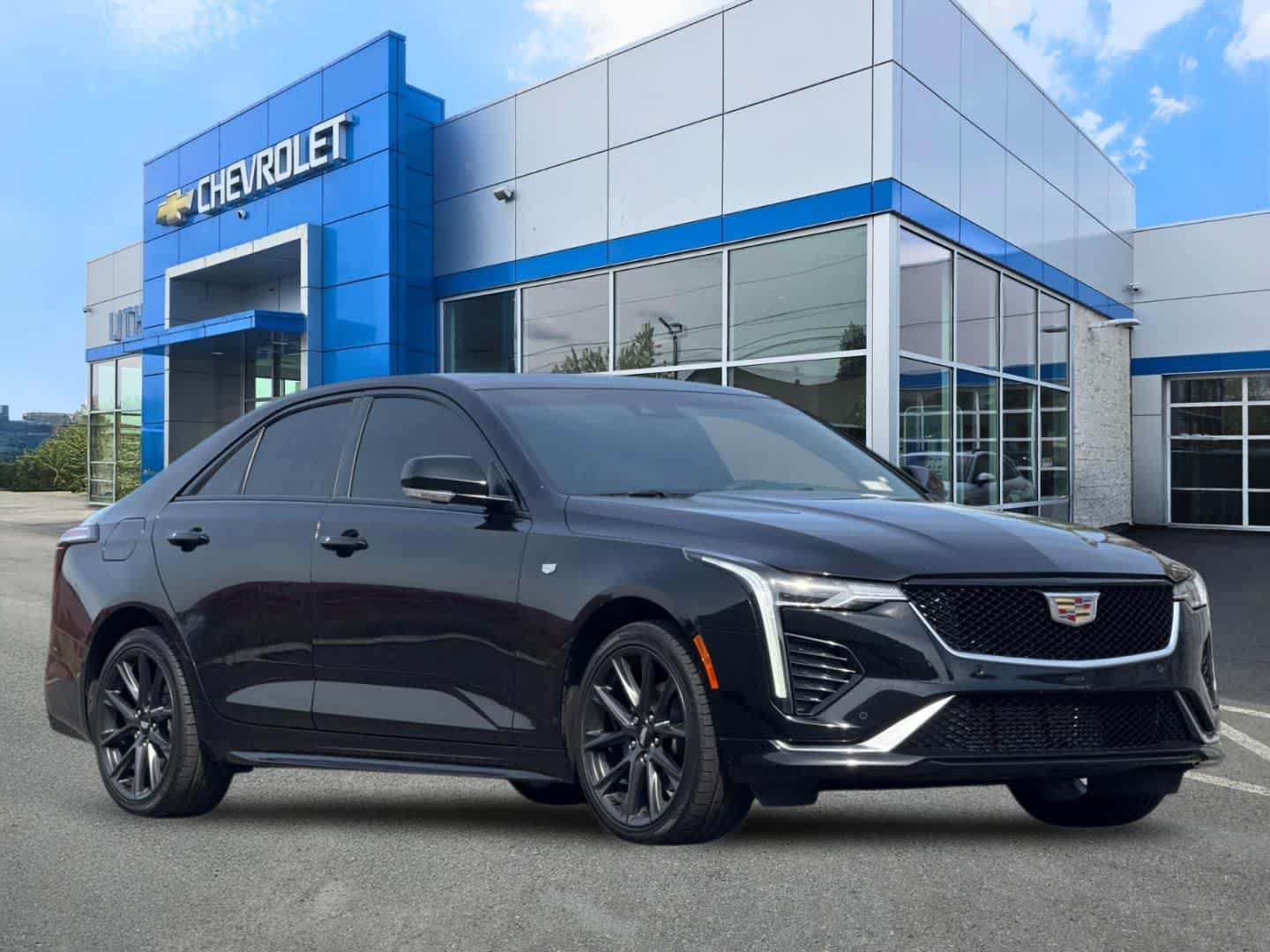 Used 2025 Cadillac CT4 Sport w/ Climate Package AWD/4WD image 9