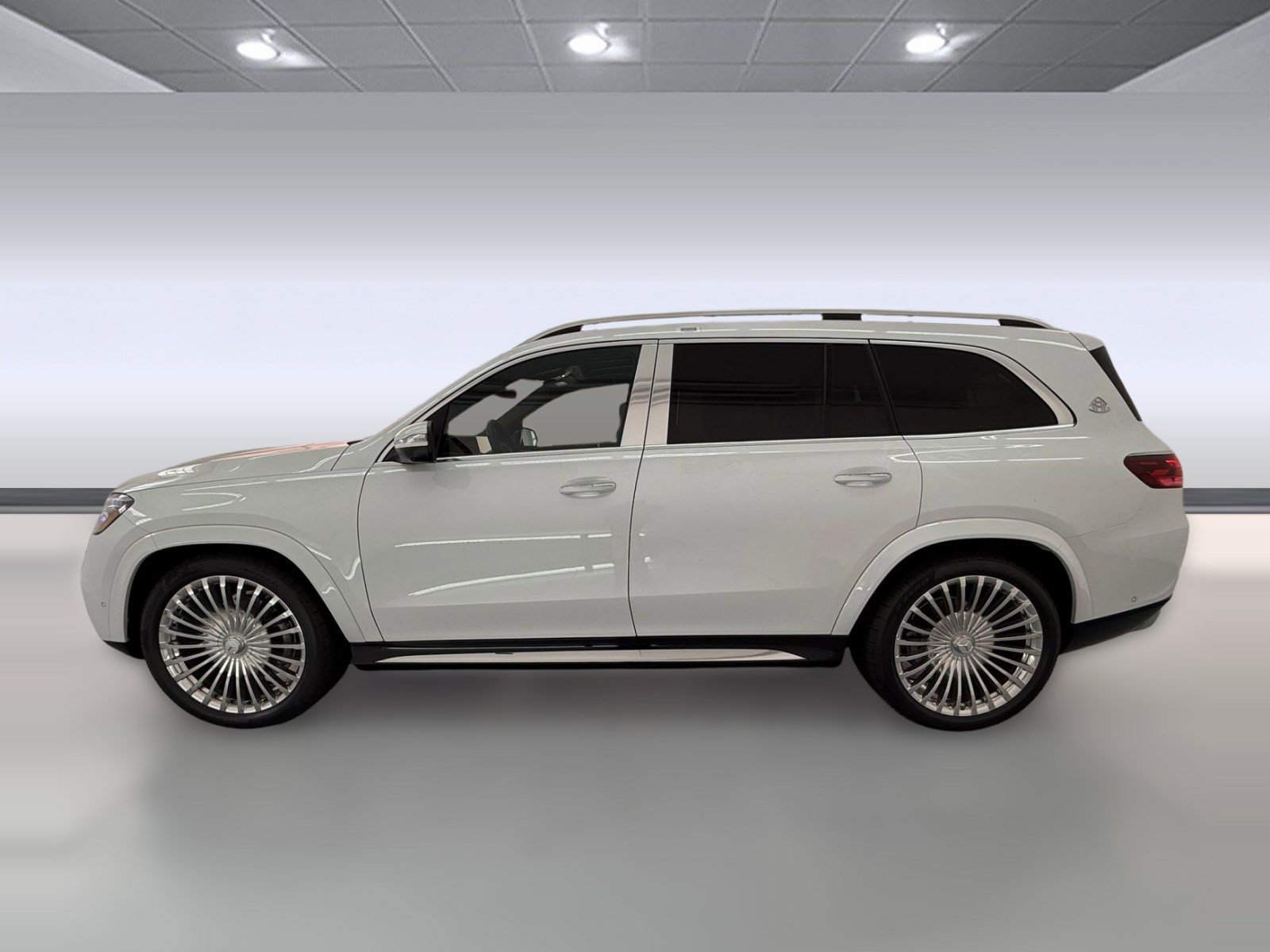 New 2026 Mercedes-Benz Maybach GLS 600 4MATIC image 2