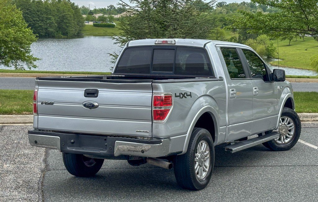 Used 2013 Ford F150 Lariat w/ Mid Equipment Group AWD/4WD image 9