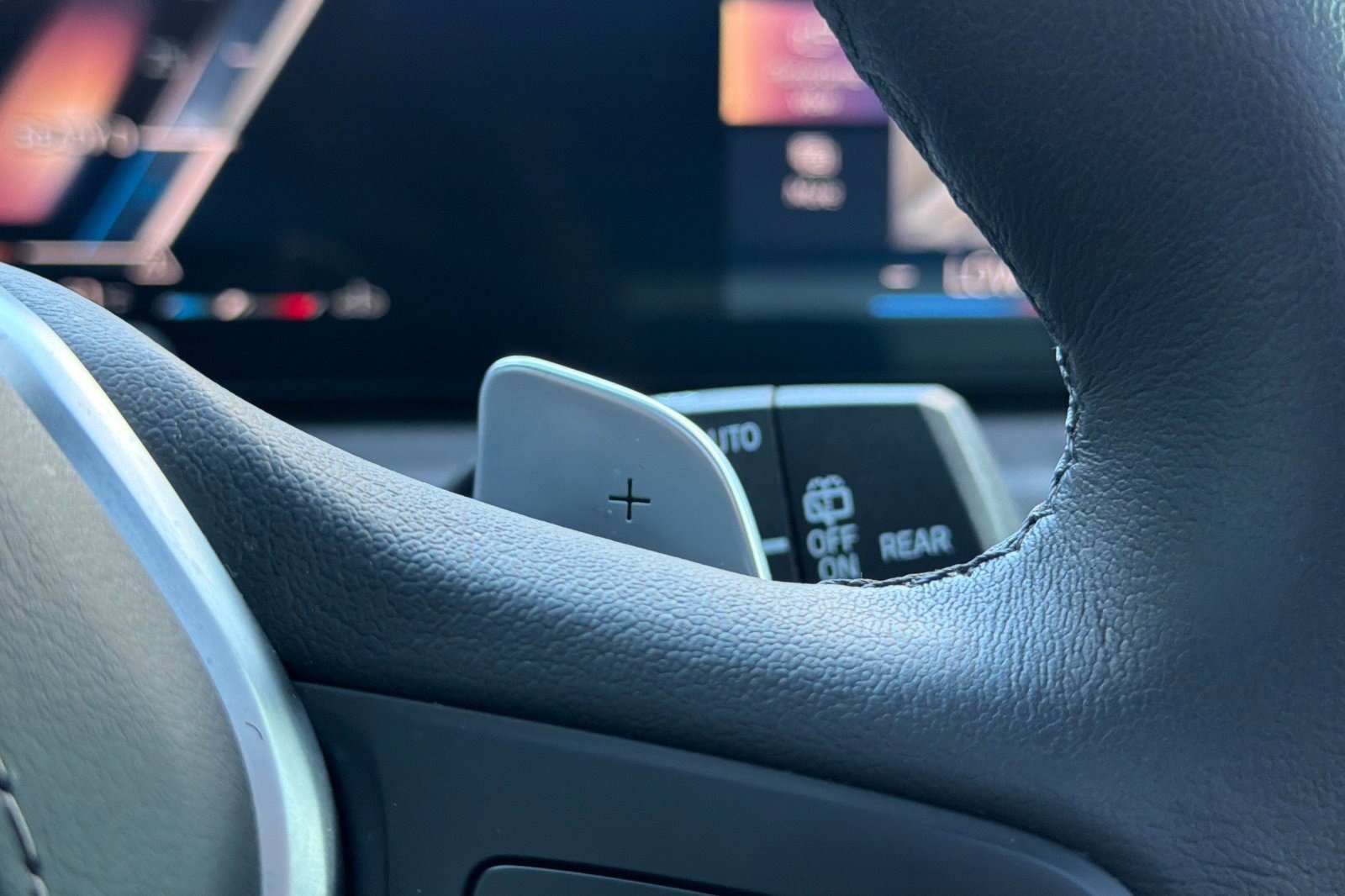 Used 2026 BMW X5 xDrive40i w/ Climate Comfort Package image 35