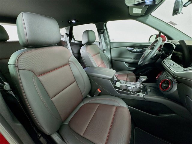 Used 2025 Chevrolet Blazer RS w/ Driver Confidence II Package image 27