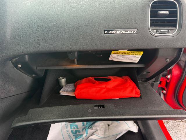 Used 2021 Dodge Charger SXT RWD image 12
