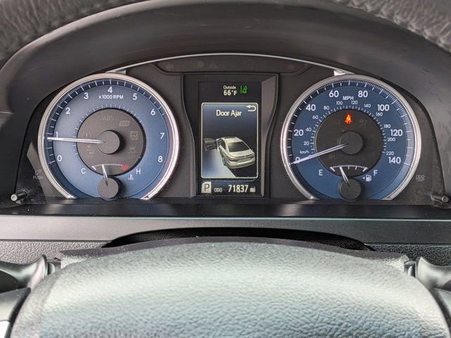 Used 2017 Toyota Camry XLE FWD image 24