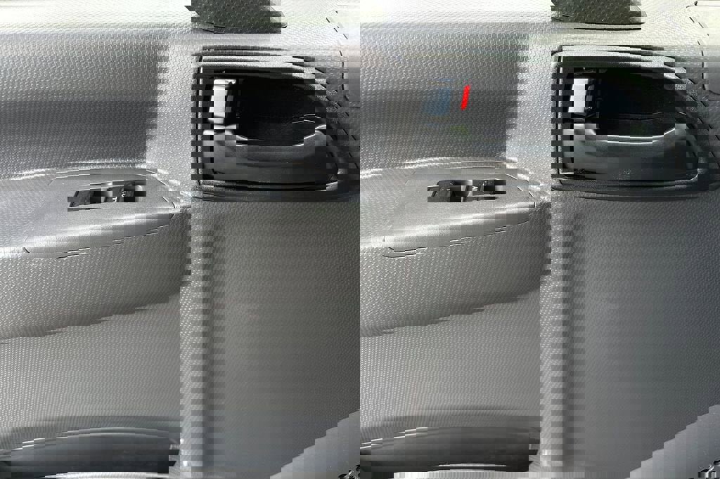 New 2023 Chevrolet Low Cab Forward 7500XD RWD image 11