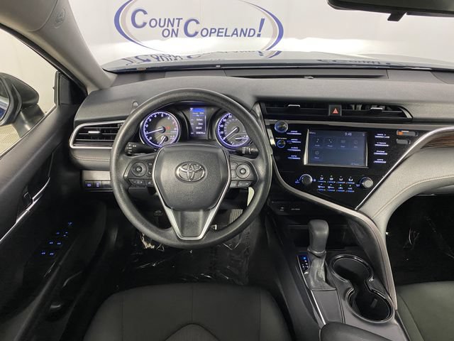 Certified 2018 Toyota Camry LE FWD image 17