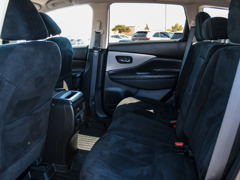 Used 2019 Nissan Murano S AWD/4WD image 19