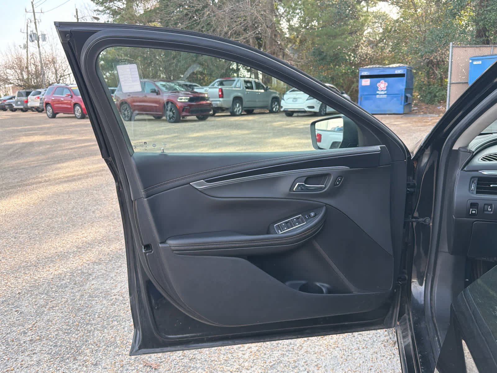 Used 2019 Chevrolet Impala LT w/ LT Convenience Package image 9