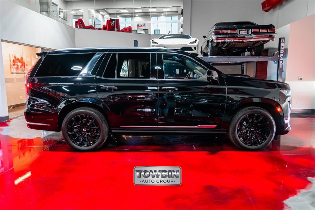 Used 2021 Cadillac Escalade Premium Luxury Platinum image 8