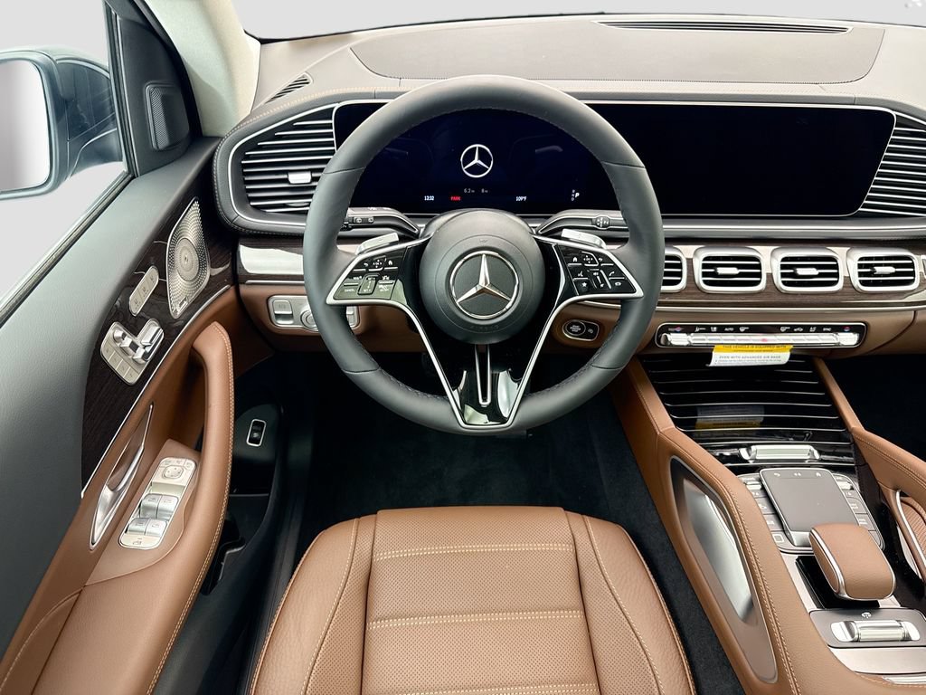 New 2026 Mercedes-Benz GLS 450 4MATIC image 11
