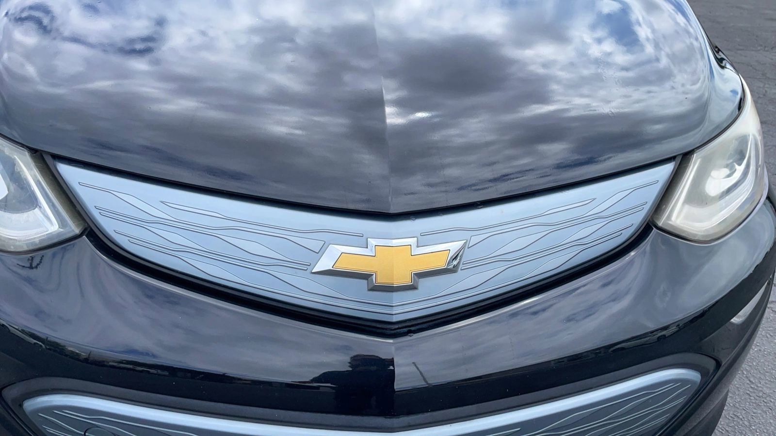 Used 2017 Chevrolet Bolt LT FWD image 45
