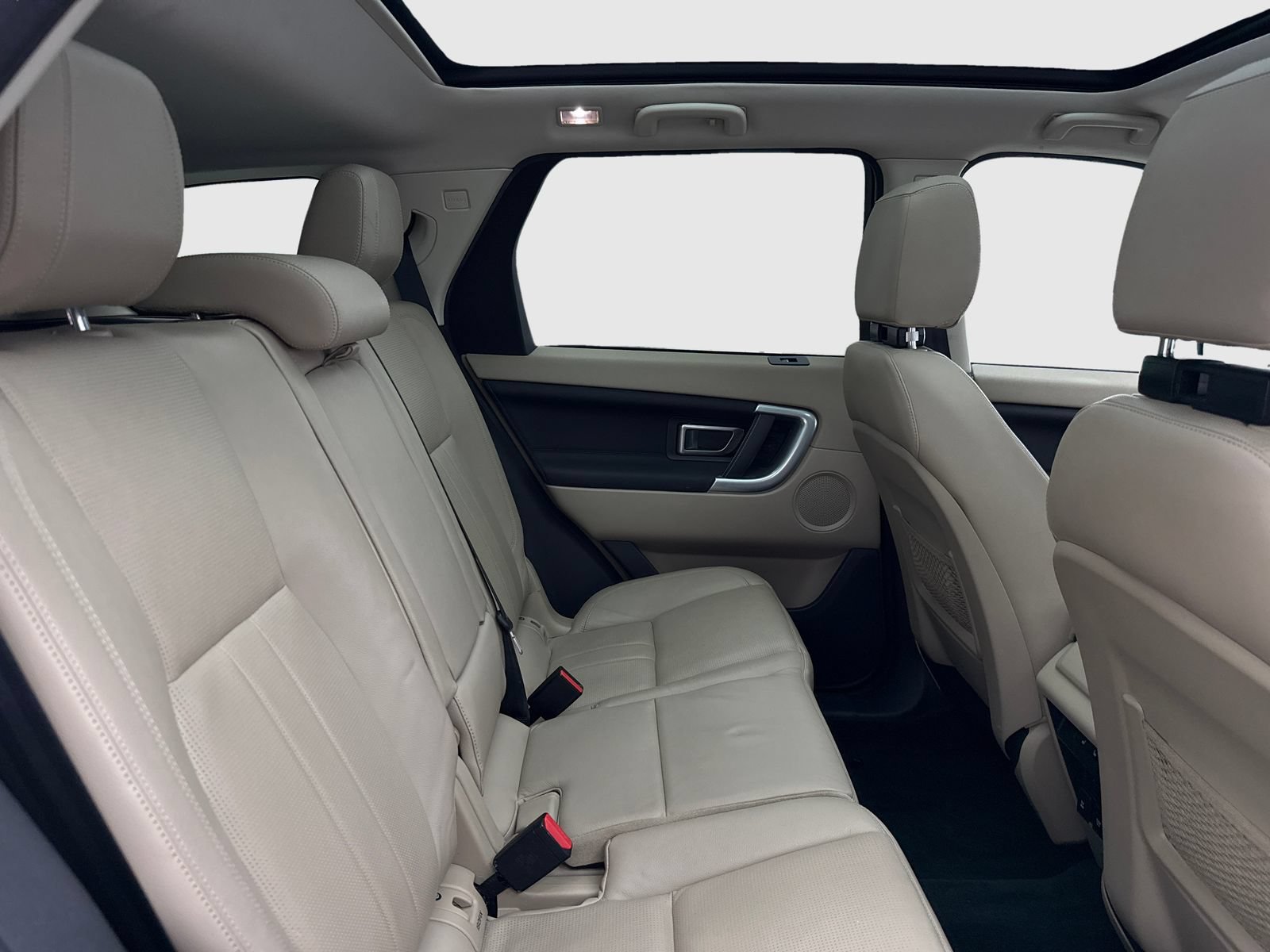 Used 2019 Land Rover Discovery Sport AWD/4WD image 46
