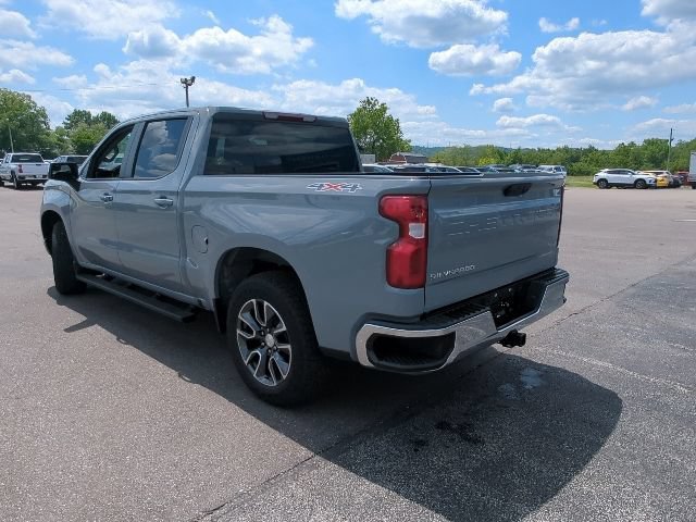 Used 2024 Chevrolet Silverado 1500 LT AWD/4WD image 16