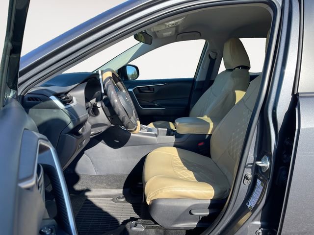 Certified 2024 Toyota RAV4 LE image 9