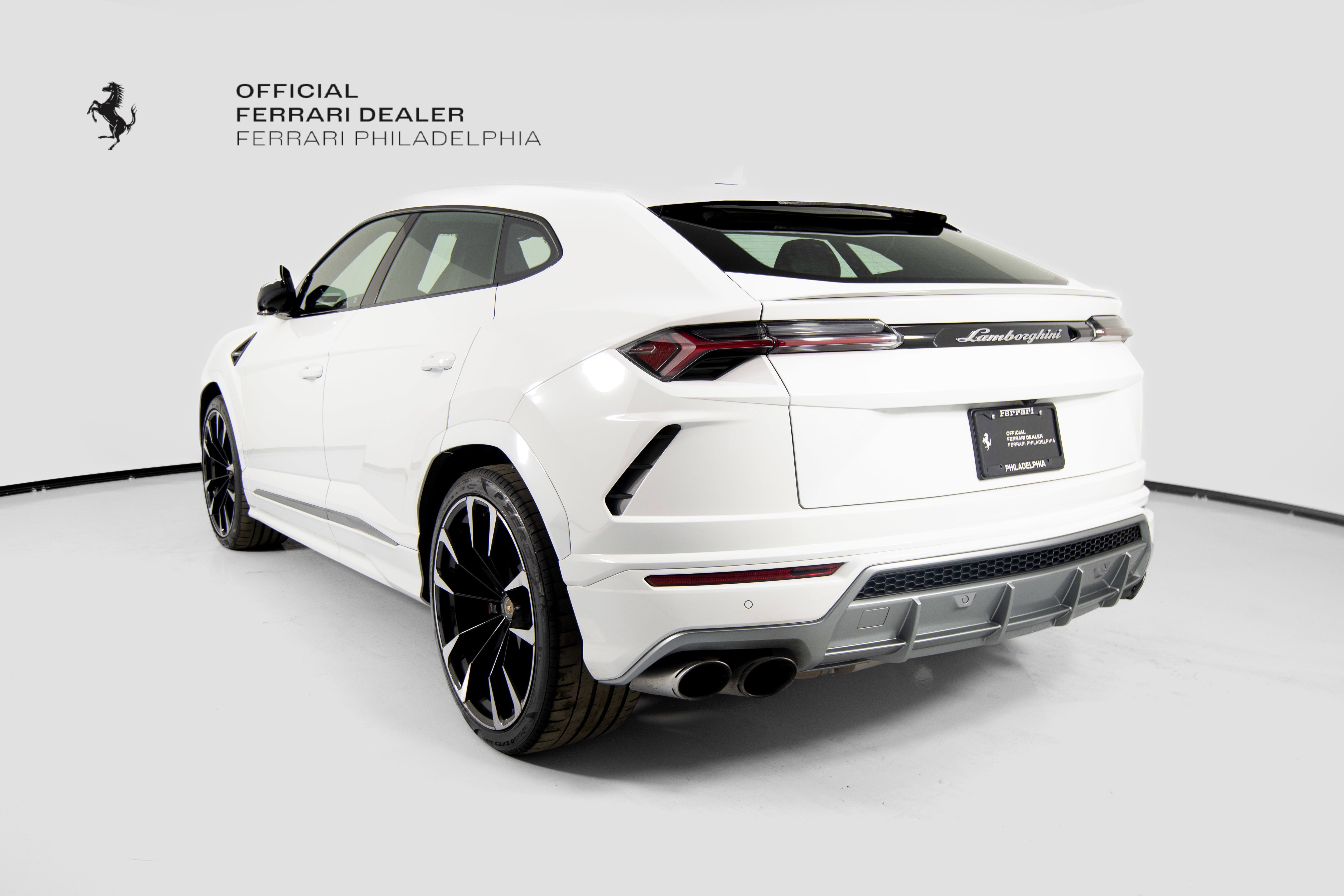 Used 2022 Lamborghini Urus image 5