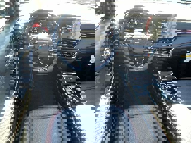 New 2026 Chevrolet Equinox RS w/ Convenience Package III AWD/4WD image 11