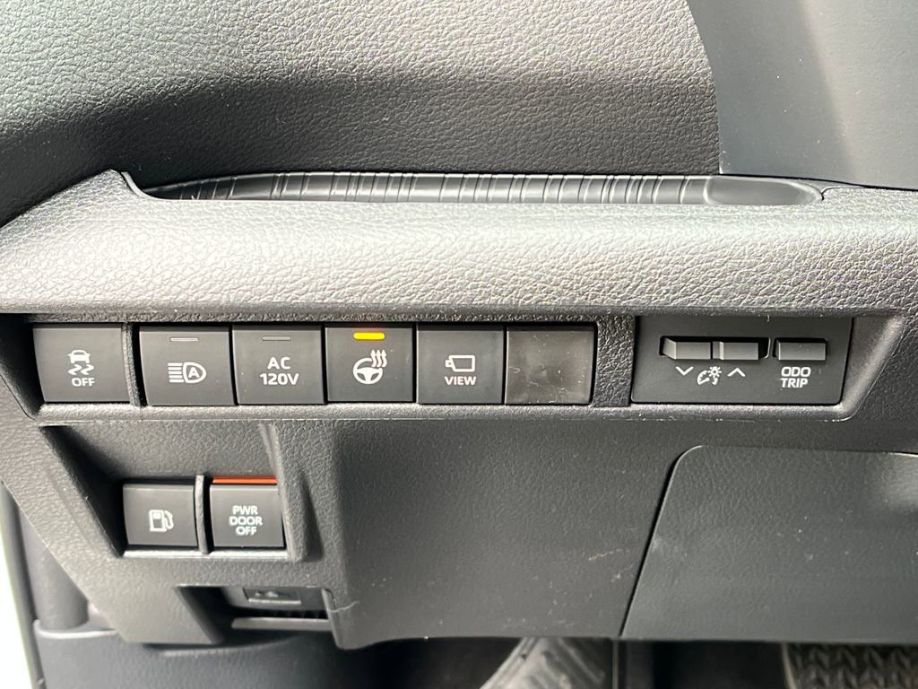 New 2026 Toyota Sienna Platinum image 30