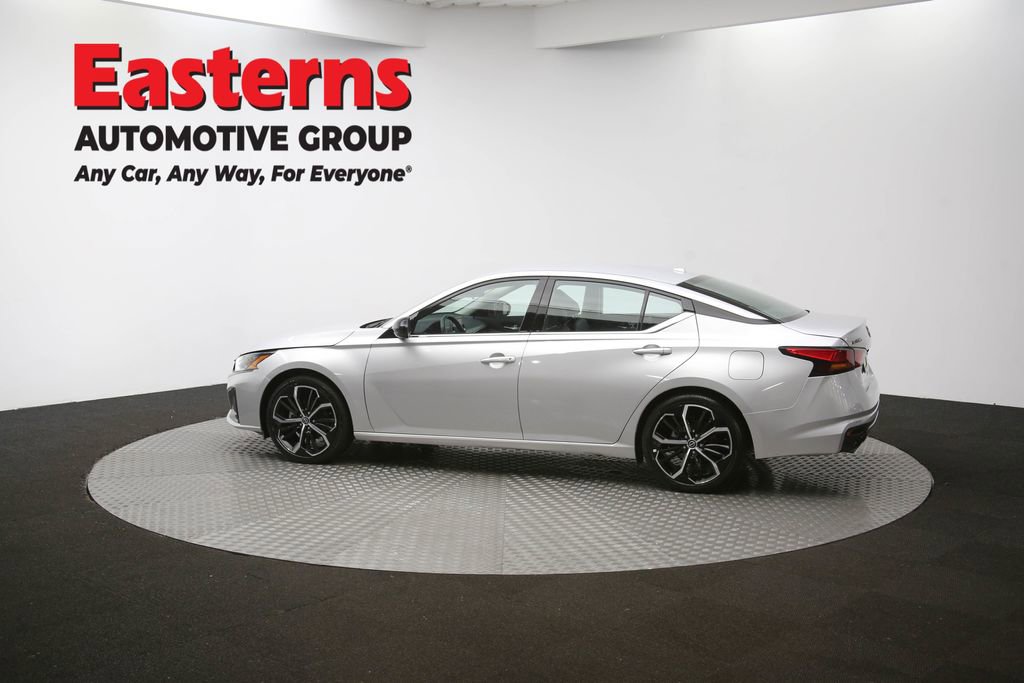 Used 2024 Nissan Altima 2.5 SR image 60