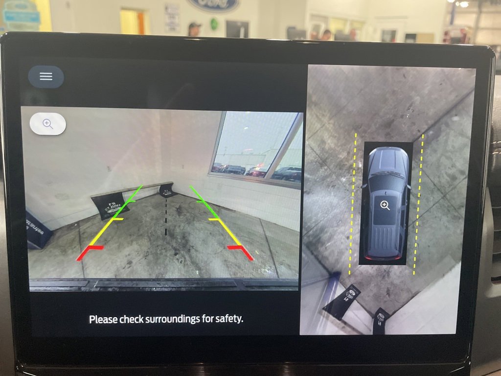 Used 2022 Ford Expedition XLT image 24