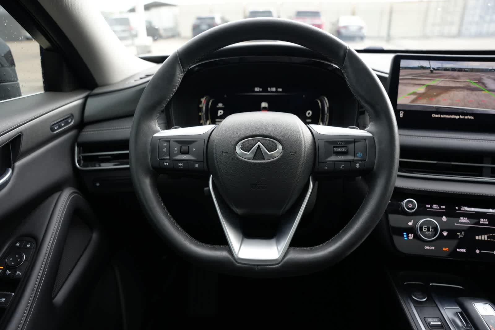 Used 2023 INFINITI QX60 Luxe w/ Cargo Package FWD image 9