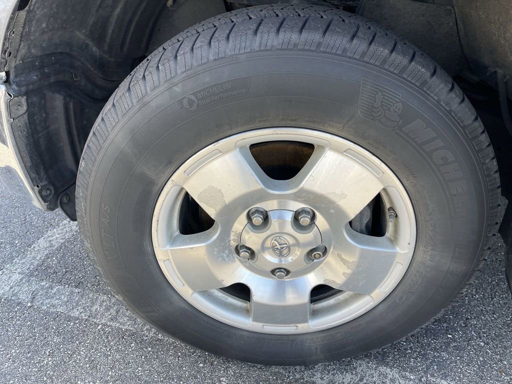 Used 2012 Toyota Tundra 2WD Double Cab w/ TRD Off-Road Pkg image 2