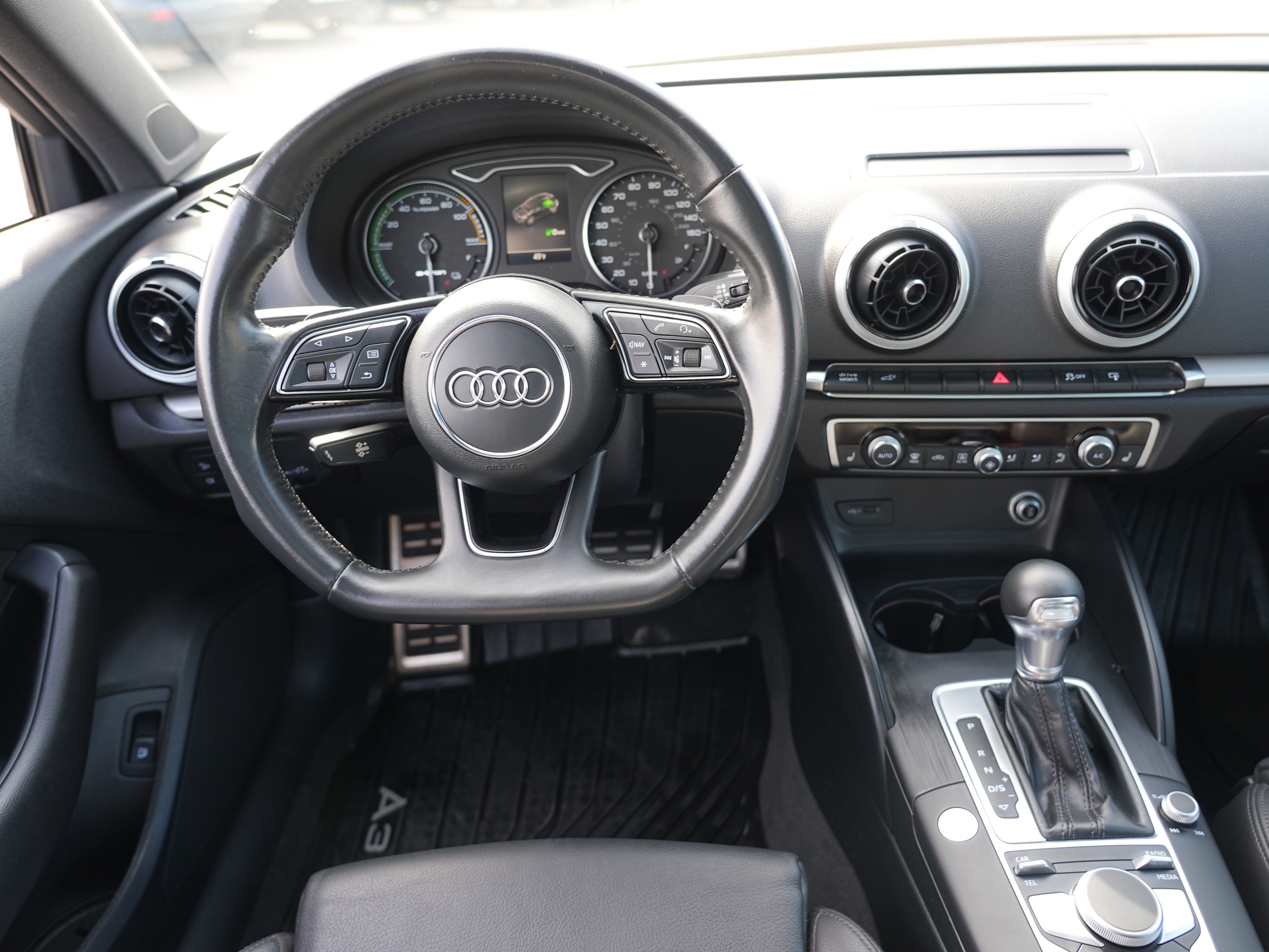 Used 2017 Audi A3 e-tron Premium w/ Sport Package FWD image 21