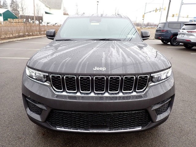 New 2025 Jeep Grand Cherokee Laredo image 10