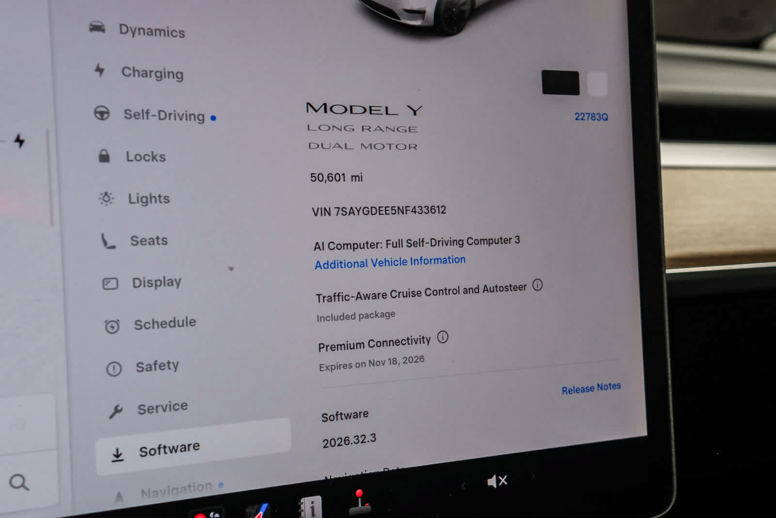 Used 2022 Tesla Model Y Long Range AWD/4WD image 27