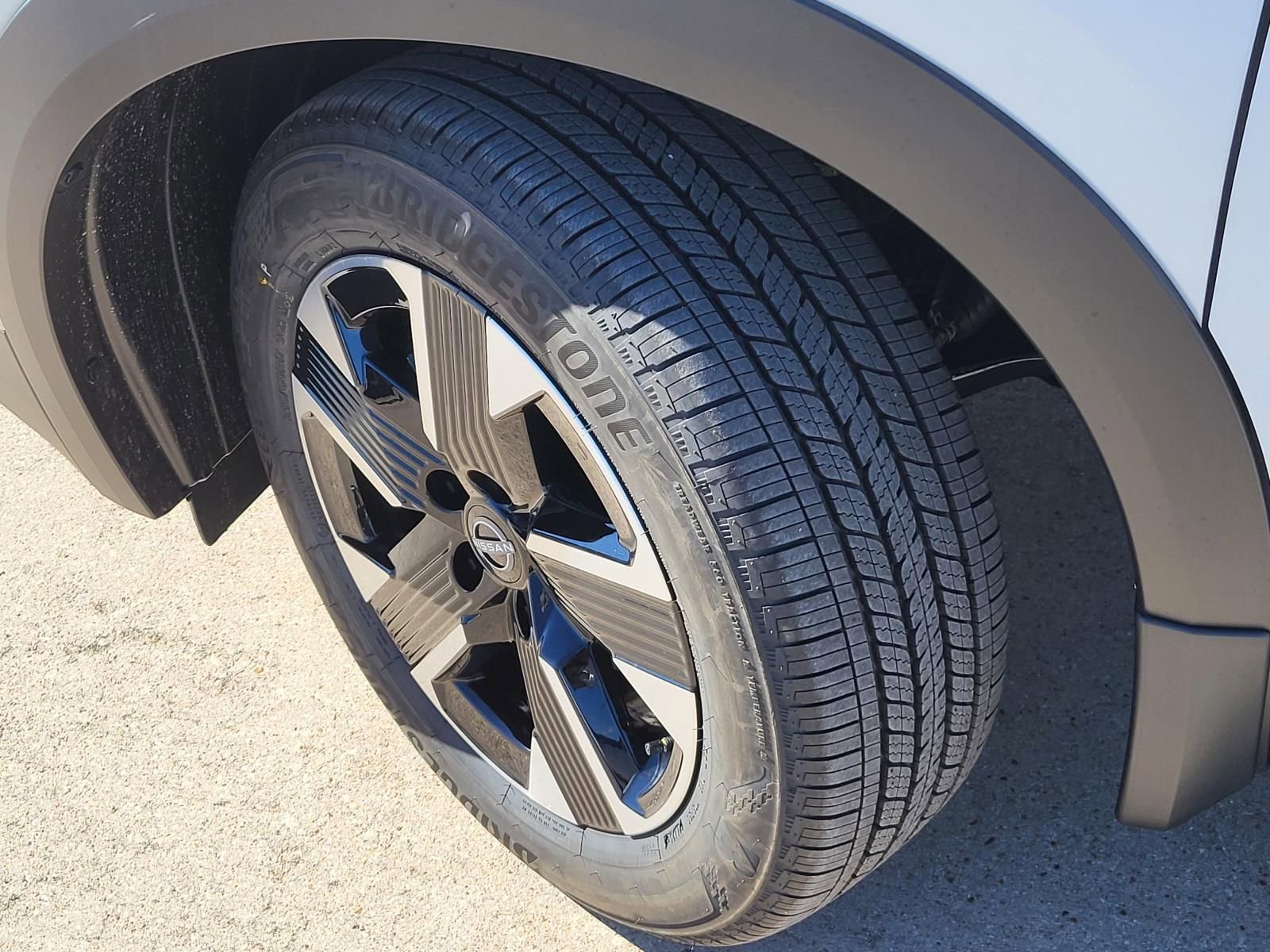 New 2026 Nissan Kicks SV w/ SV Premium Package image 11