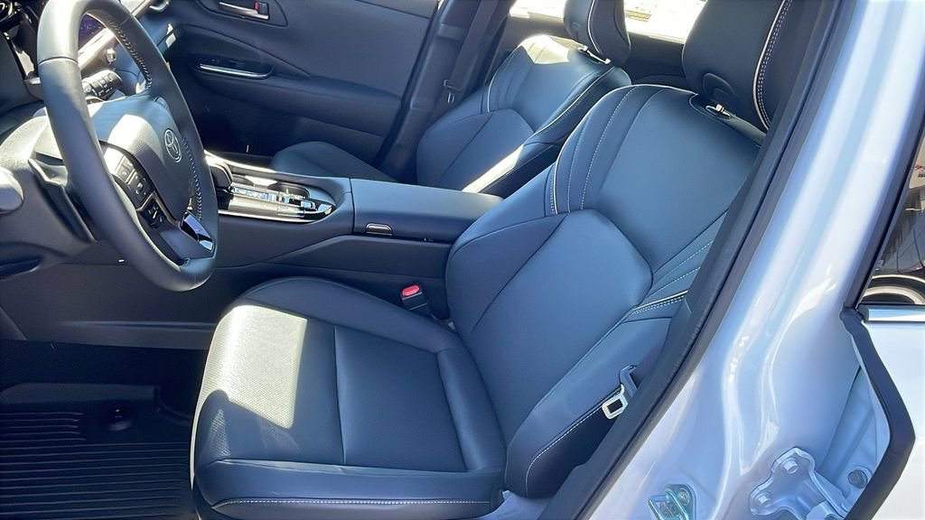 New 2026 Toyota Crown Signia image 11