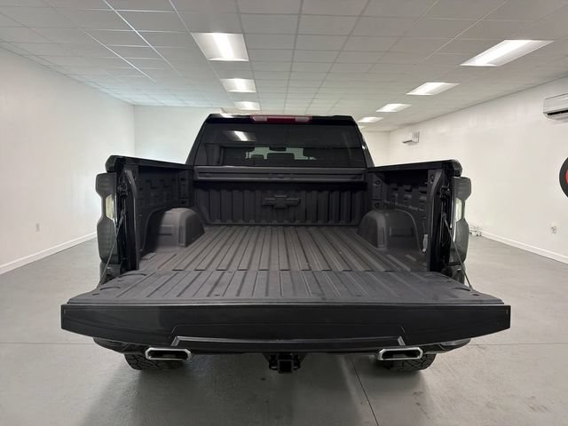 Used 2023 Chevrolet Silverado 1500 RST AWD/4WD image 8