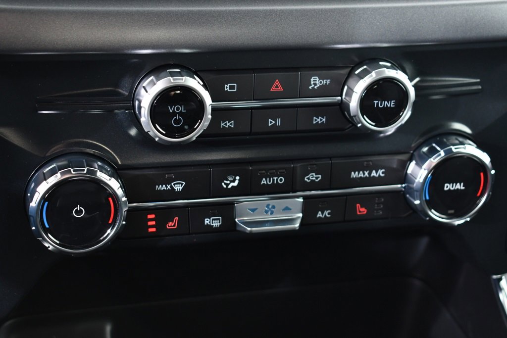 New 2025 Ford F150 XLT w/ Equipment Group 302A MID image 29