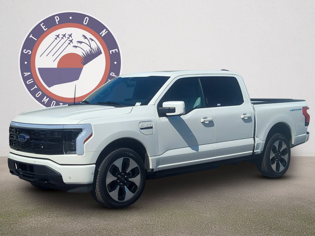Used 2023 Ford F150 Lightning Platinum AWD/4WD image 1