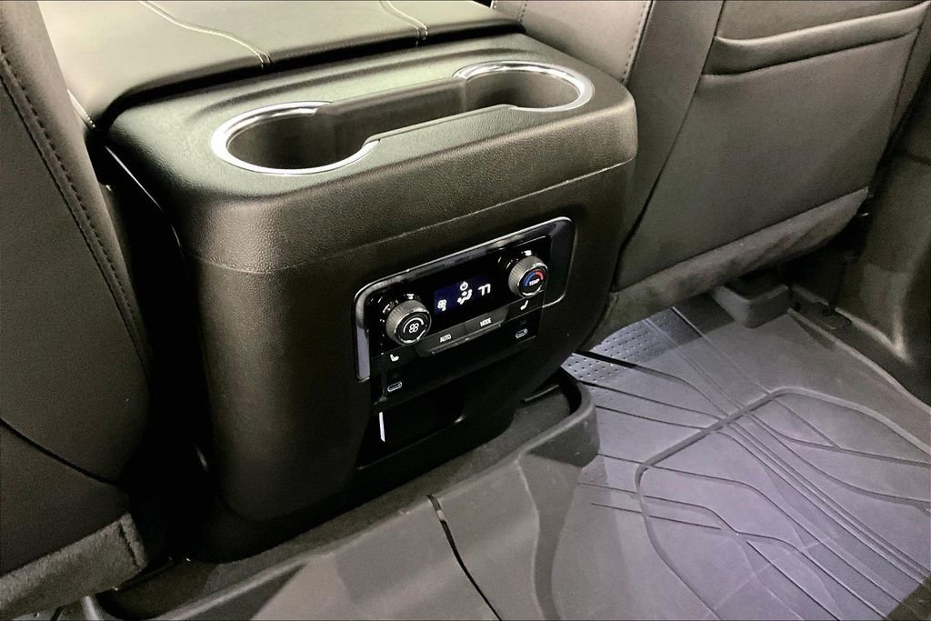 Certified 2026 Chevrolet Tahoe Premier w/ Sun And Tow Package image 10