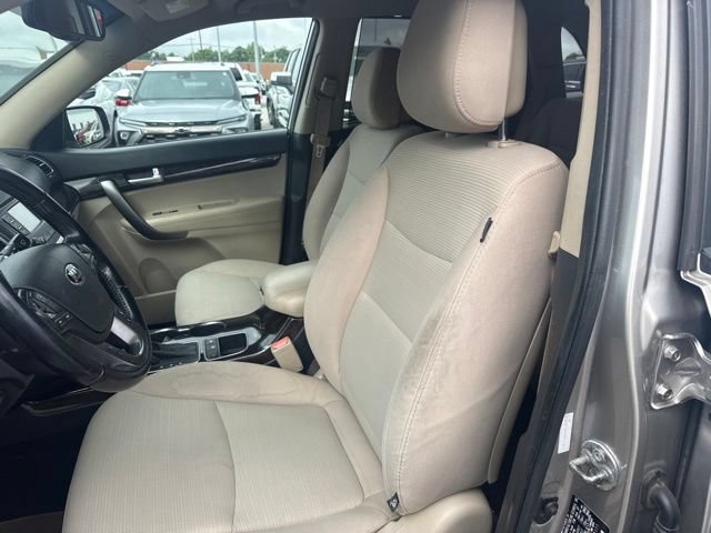 Used 2014 Kia Sorento LX AWD/4WD image 12
