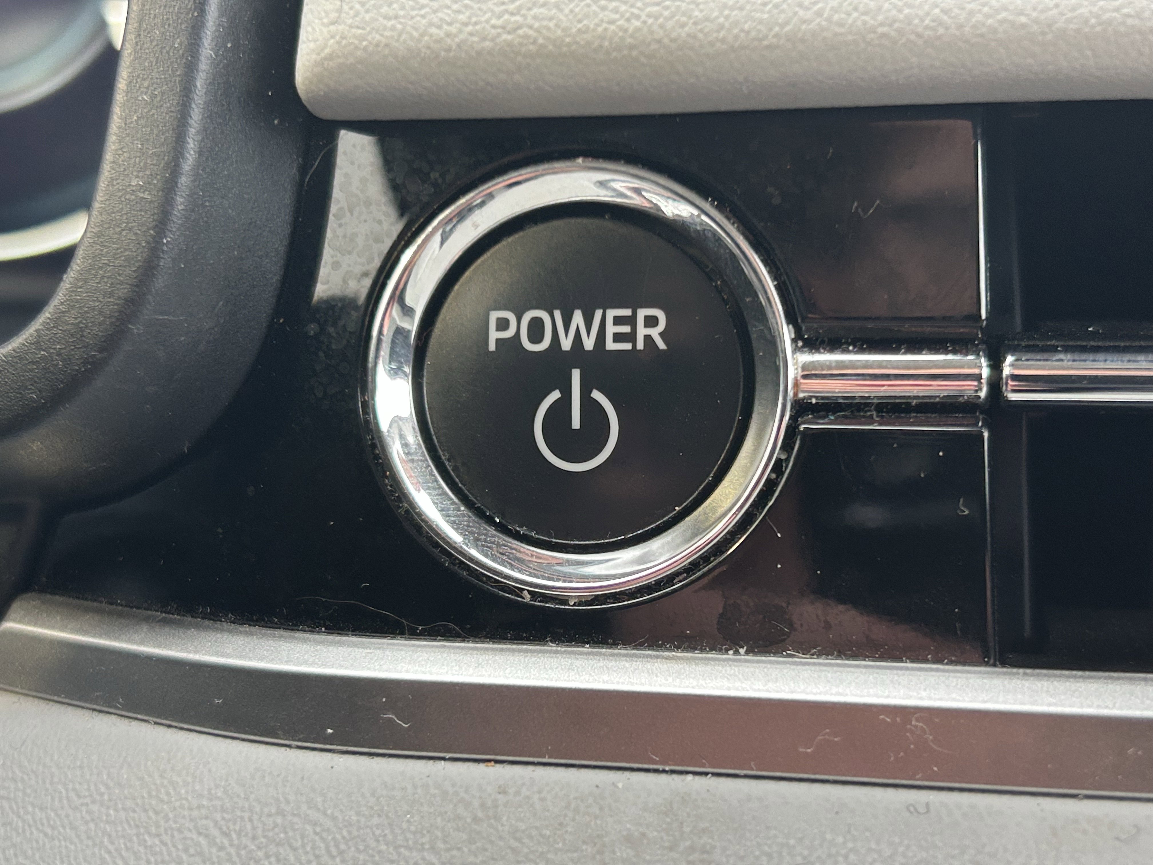 Used 2023 Mitsubishi Outlander SEL image 36