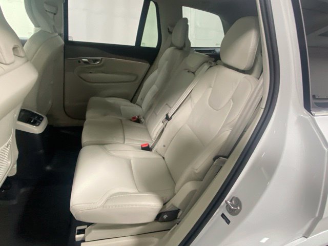 Certified 2024 Volvo XC90 T8 Ultimate w/ Protection Package AWD/4WD image 13
