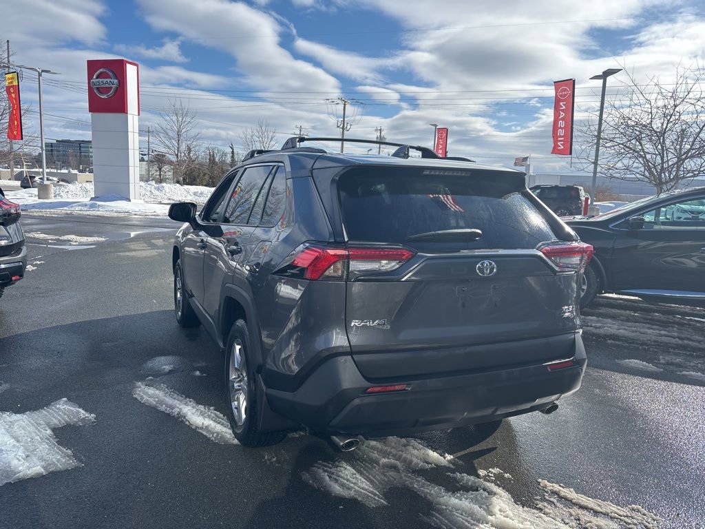 Used 2023 Toyota RAV4 XLE w/ Convenience Package image 5