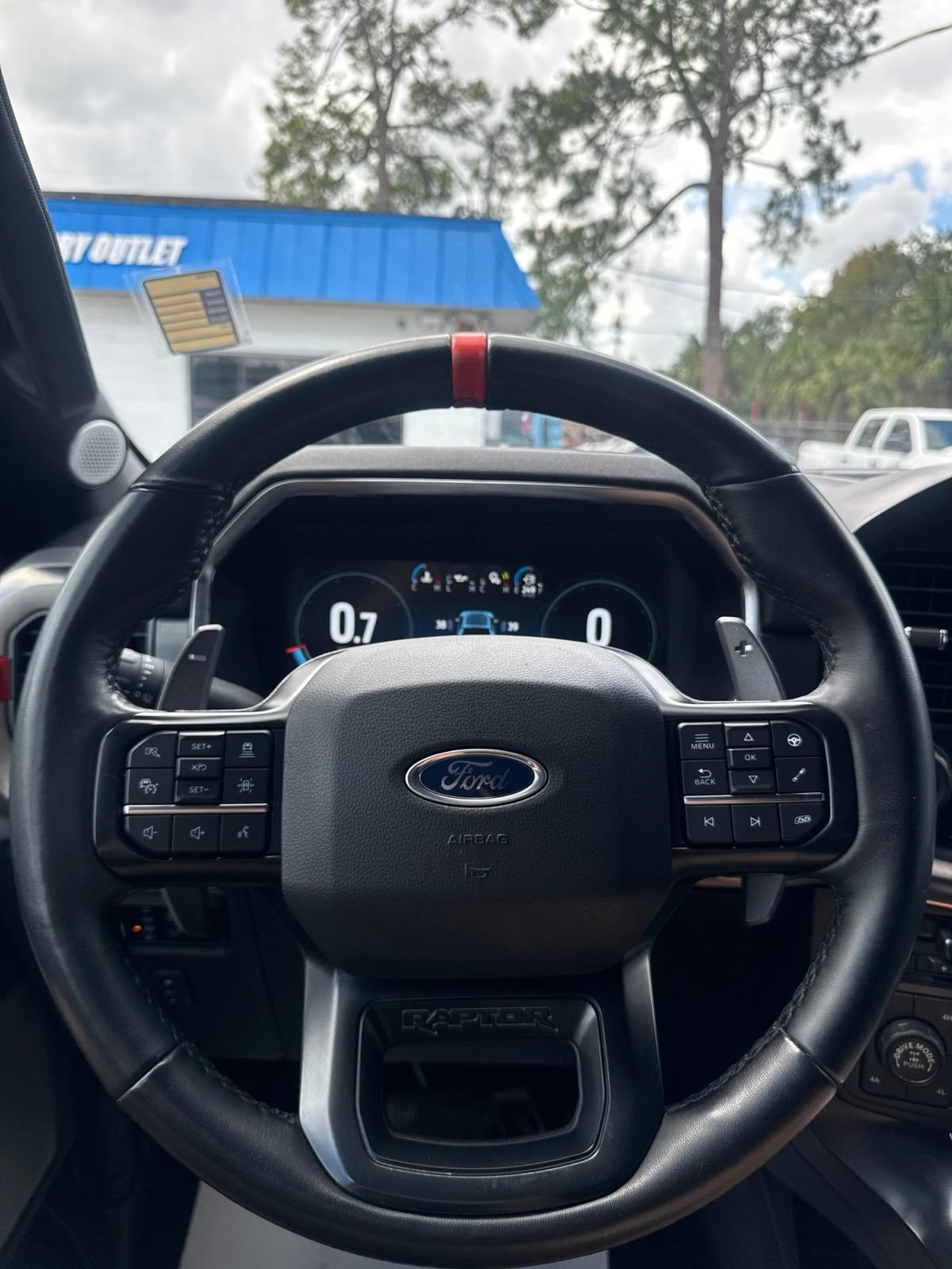 Used 2023 Ford F150 Raptor AWD/4WD image 24
