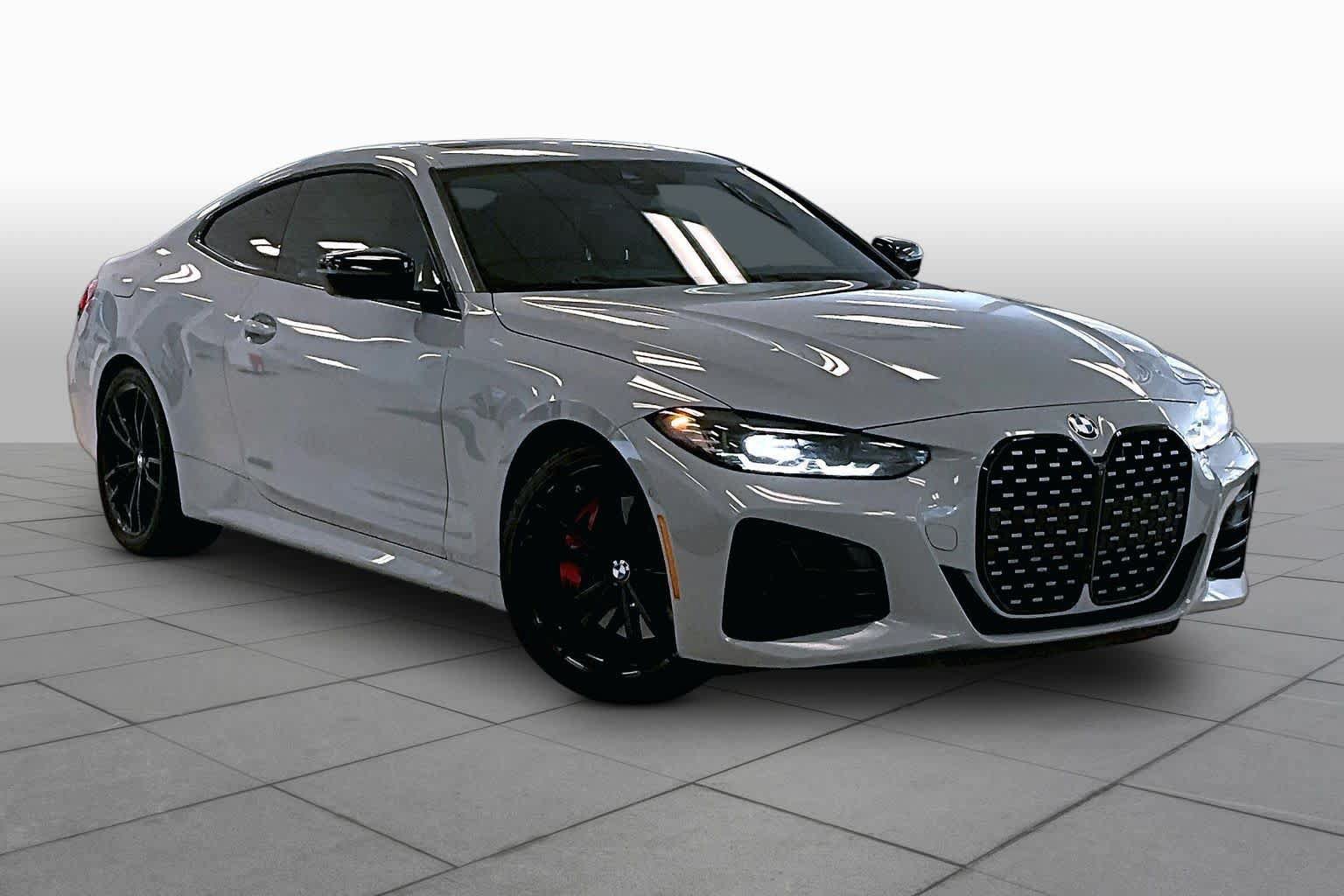 Used 2024 BMW M440i Coupe w/ Premium Package RWD image 2