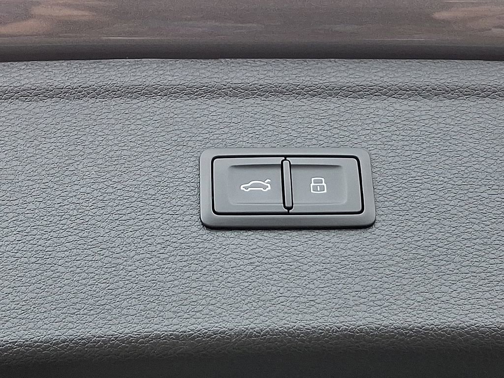 Certified 2024 Audi Q5 2.0T Premium image 32