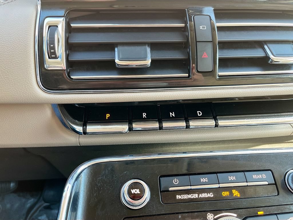 Used 2024 Lincoln Navigator Reserve AWD/4WD image 17