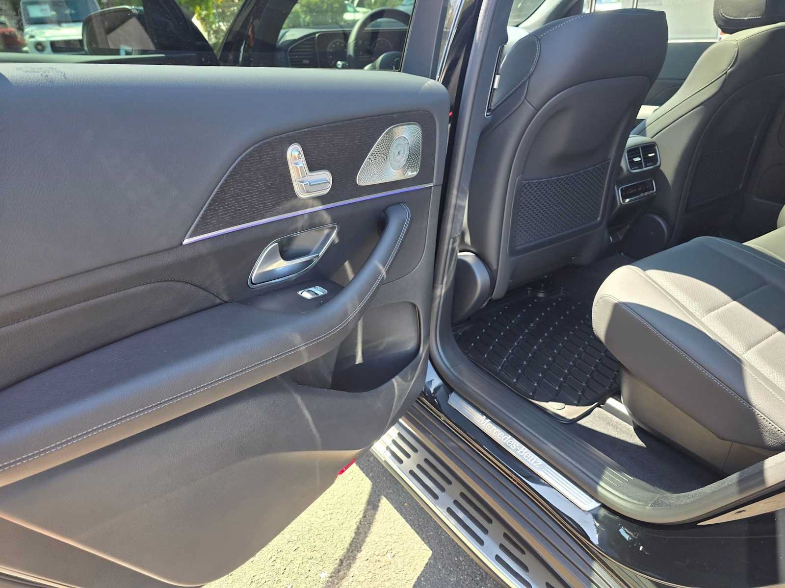 New 2026 Mercedes-Benz GLS 450 4MATIC image 17