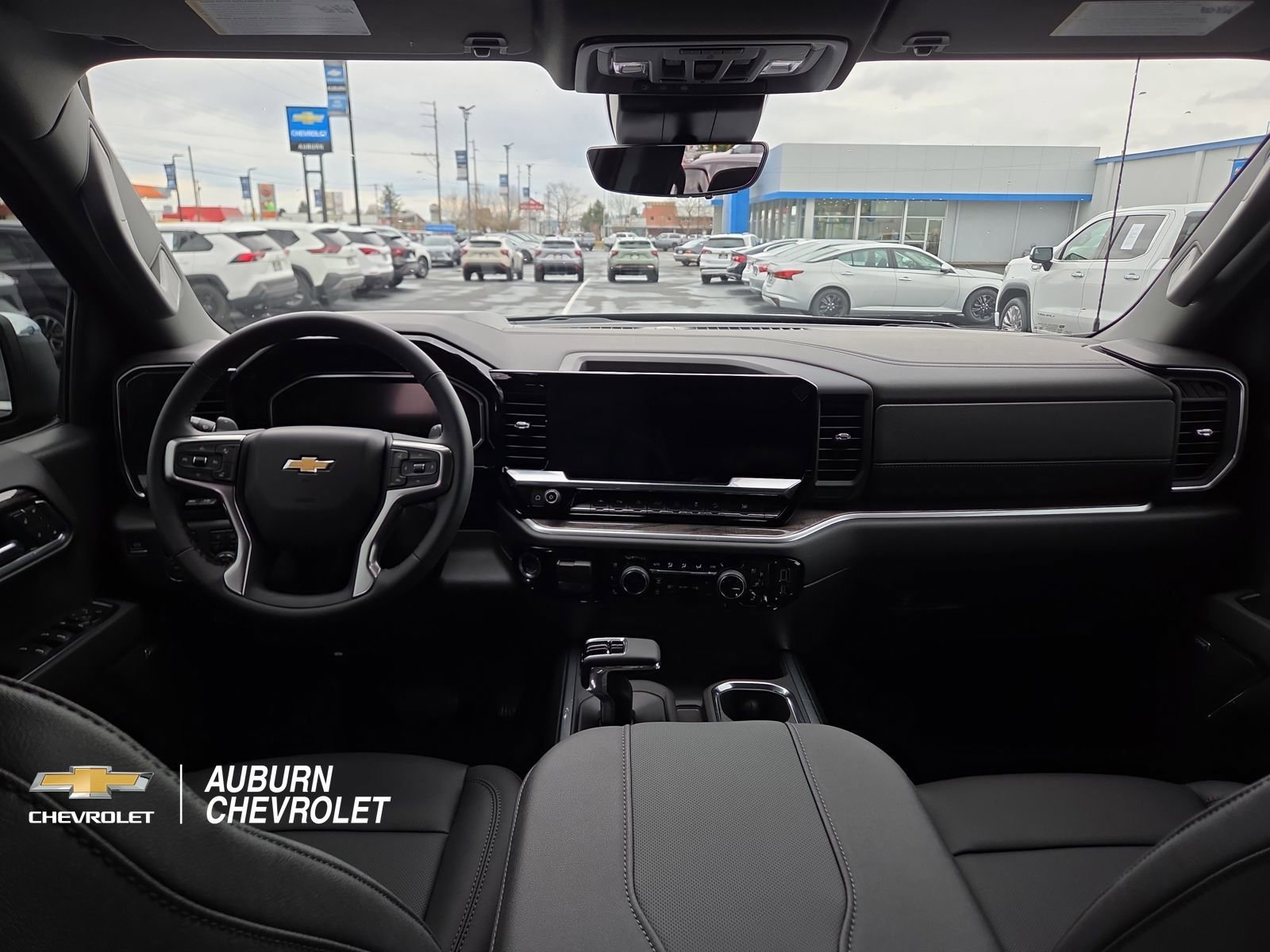 New 2026 Chevrolet Silverado 1500 LTZ w/ LTZ Premium Package AWD/4WD image 24