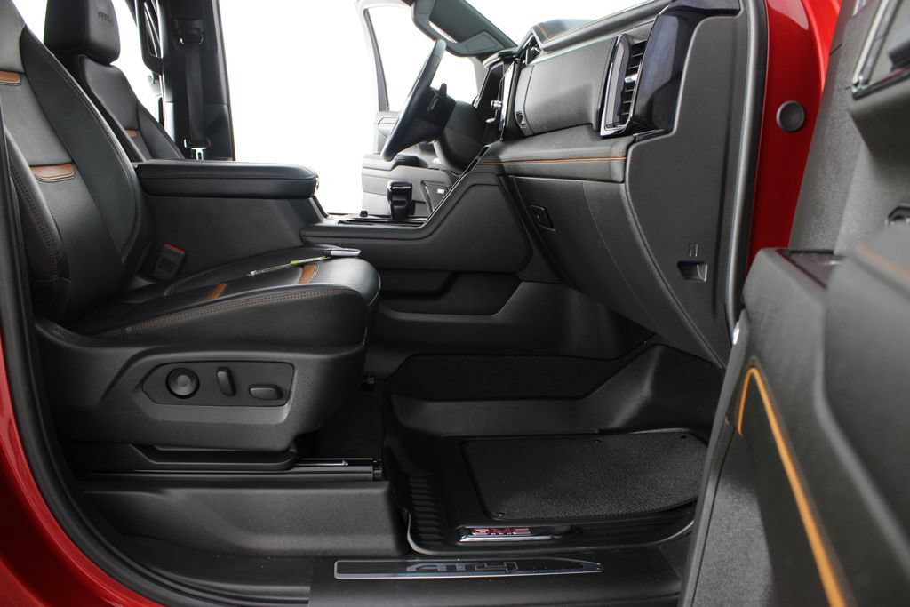 Used 2024 GMC Sierra 1500 AT4 w/ Technology Package AWD/4WD image 25