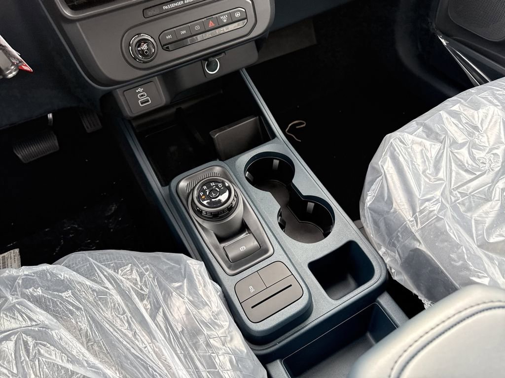 New 2025 Ford Maverick XL w/ Equipment Group 101A image 13