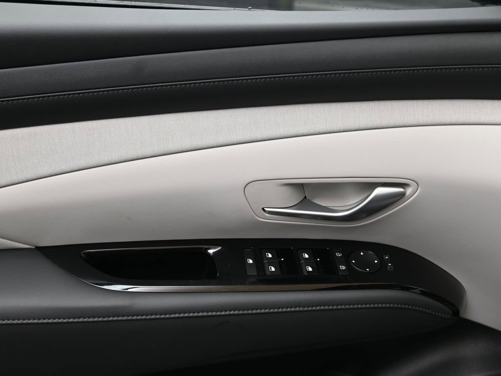New 2026 Hyundai Tucson Limited image 22