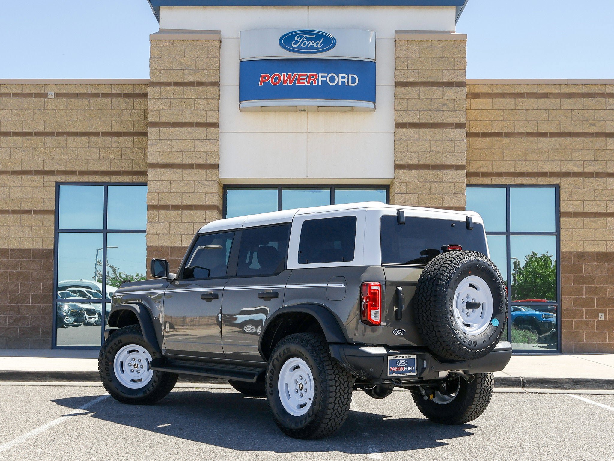 New 2026 Ford Bronco Heritage Edition AWD/4WD image 8