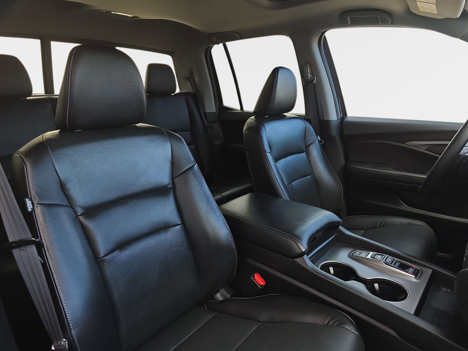 Certified 2025 Honda Ridgeline RTL image 12