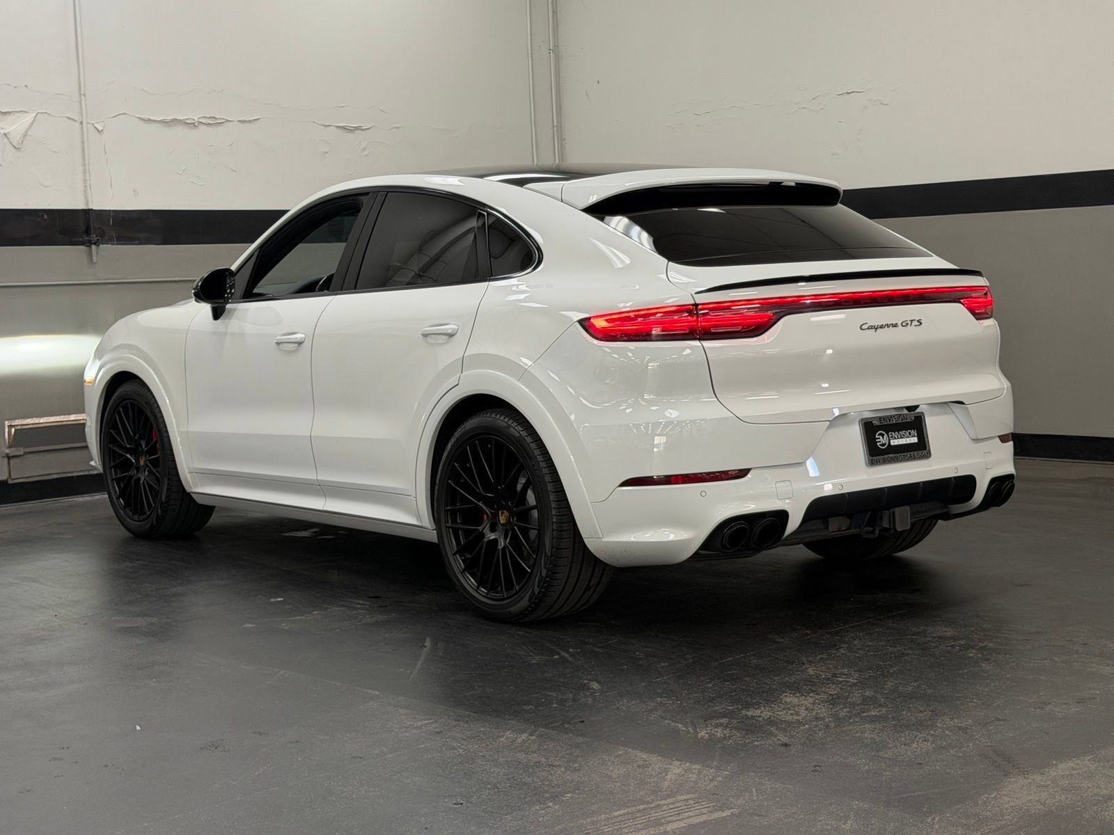 Used 2021 Porsche Cayenne GTS AWD/4WD image 9
